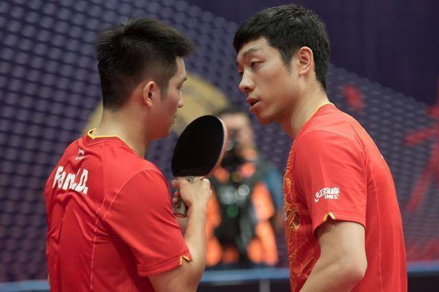 持弱势群体 持弱势群体