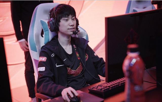 乓球比赛的 乓球比赛的